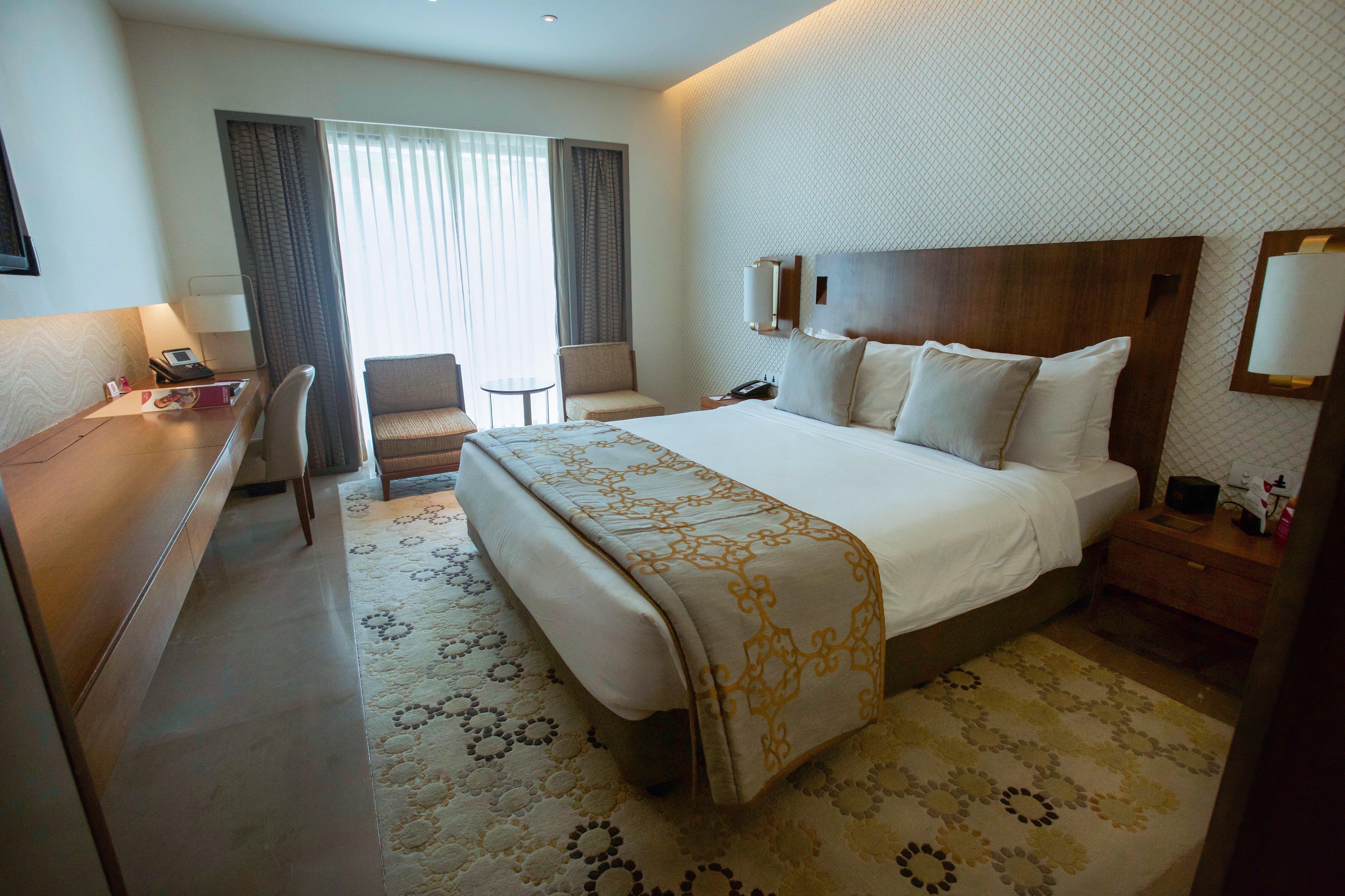 Crowne Plaza Chennai Adyar Park, An Ihg Hotel Exteriér fotografie A room at the Taj Bengal