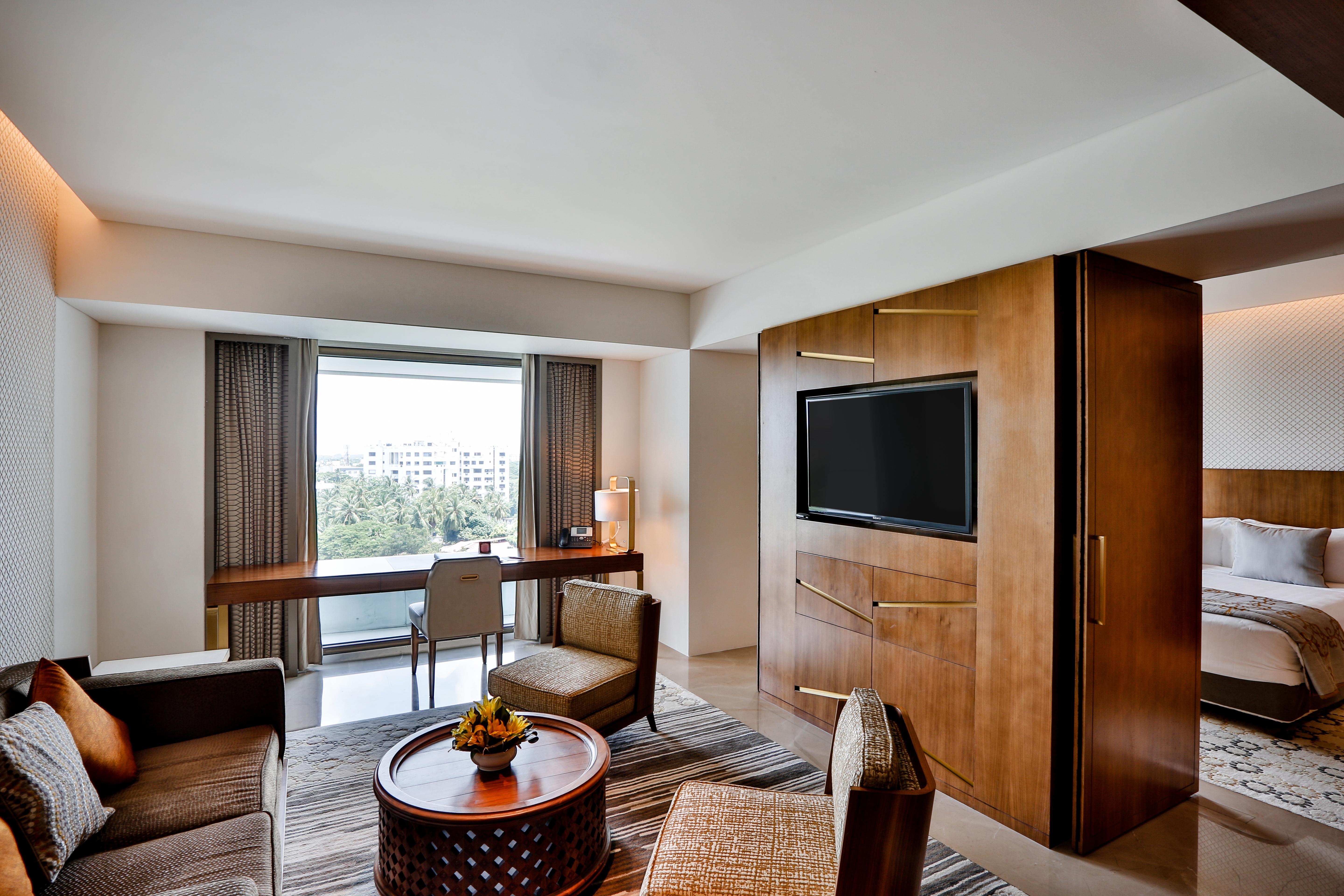 Crowne Plaza Chennai Adyar Park, An Ihg Hotel Exteriér fotografie Suite at the Taj Bengal