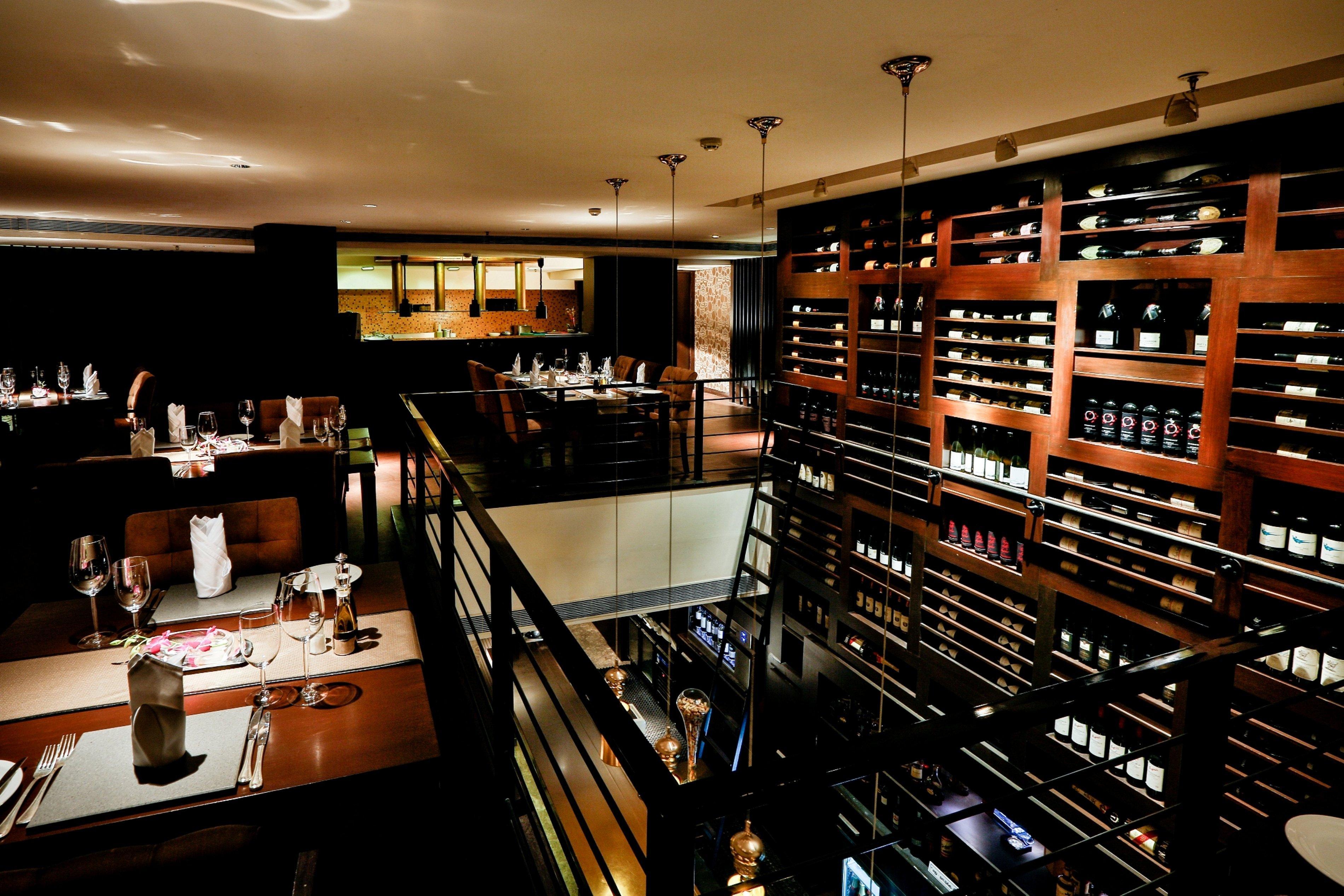 Crowne Plaza Chennai Adyar Park, An Ihg Hotel Exteriér fotografie The Wine Bar