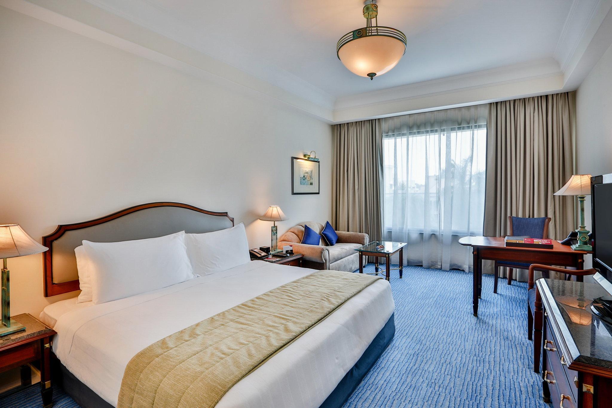 Crowne Plaza Chennai Adyar Park, An Ihg Hotel Exteriér fotografie A room at the hotel